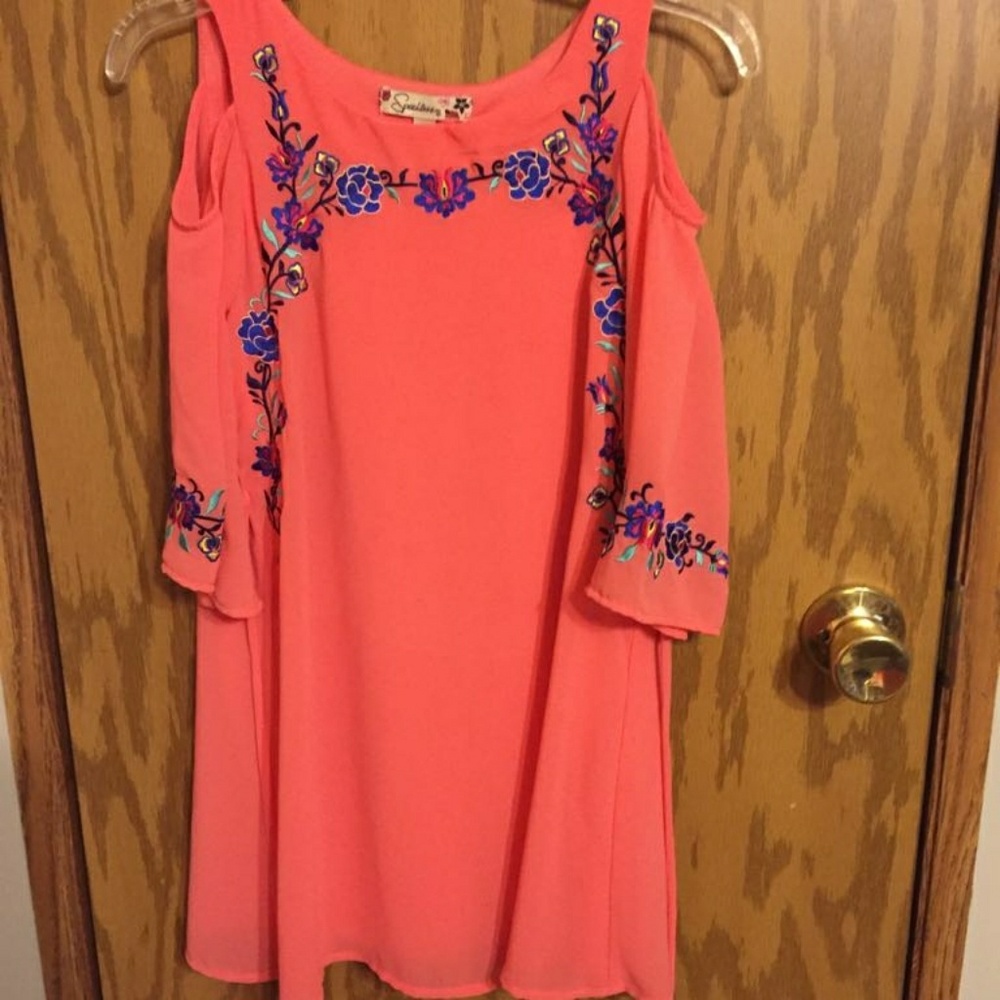 Girls dress